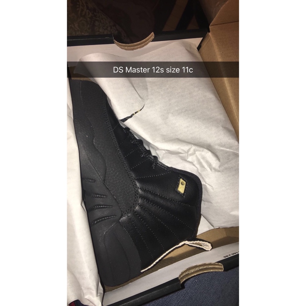 Jordan 12 - Master - size 11c - kids